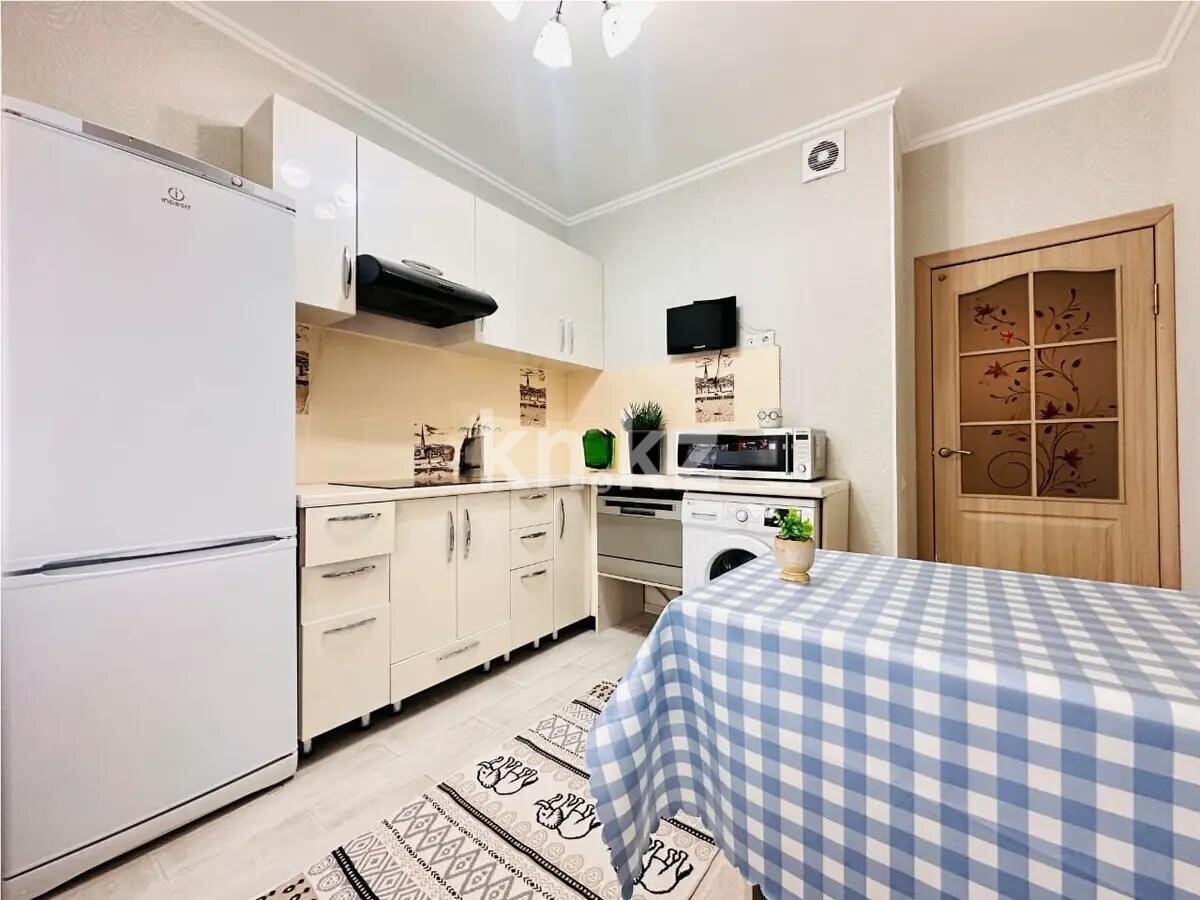 Продажа 1-комнатной квартиры, 39.2 м² в Алматы - фото 2