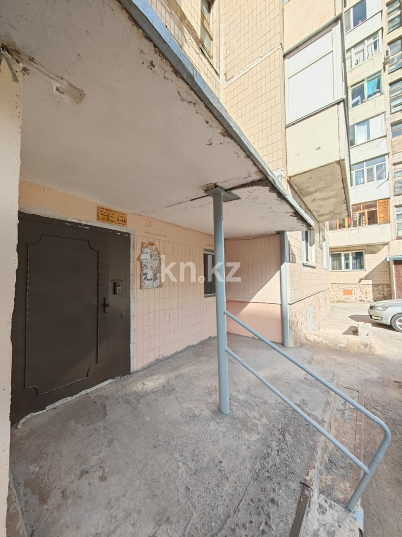 Продажа 4-комнатной квартиры, 75 м², пр. Шахтеров, дом  7 в Караганде - фото 19