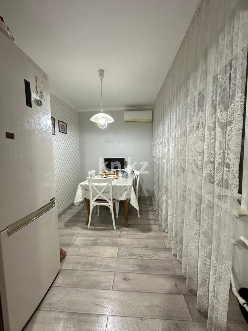 Продажа 3-комнатной квартиры, 63 м² в Уральске - фото 9