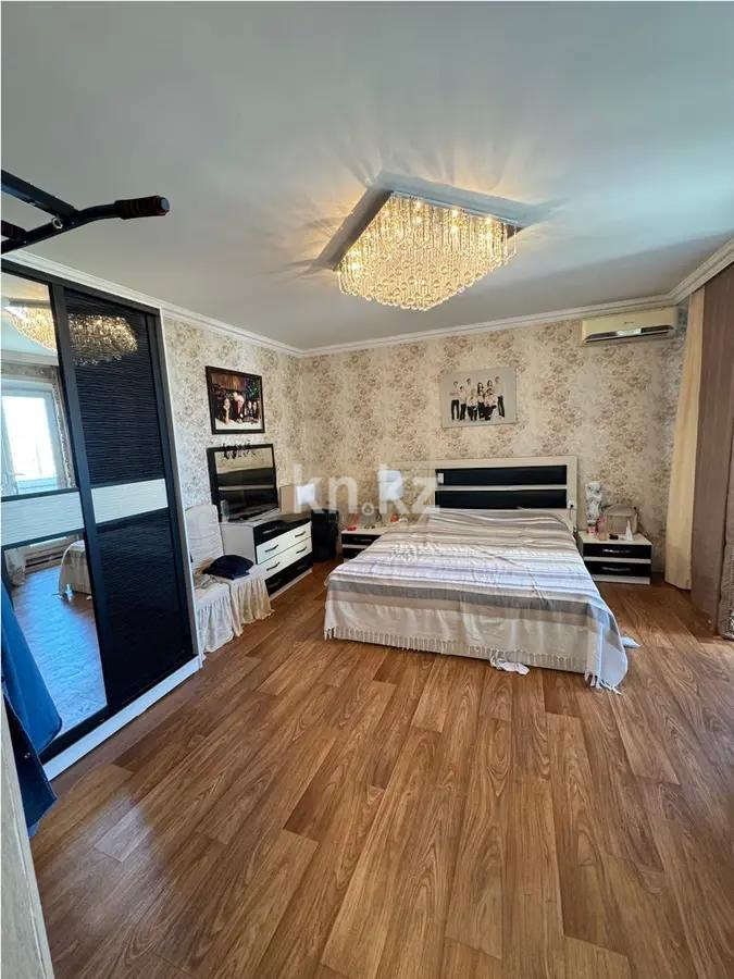 Продажа 4-комнатной квартиры, 110 м², ул. Таттимбета, дом  13 в Караганде - фото 4