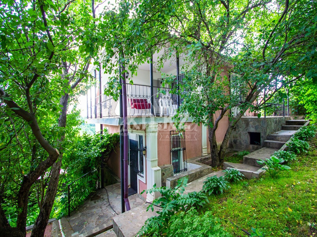 Продажа 4-комнатного дома, 170 м², ул. Кербулакская, дом  5б в Алматы