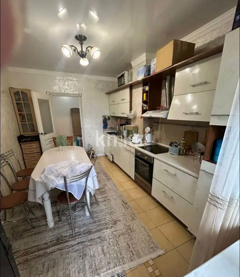 Аренда 3-комнатной квартиры, 100 м² в Астане