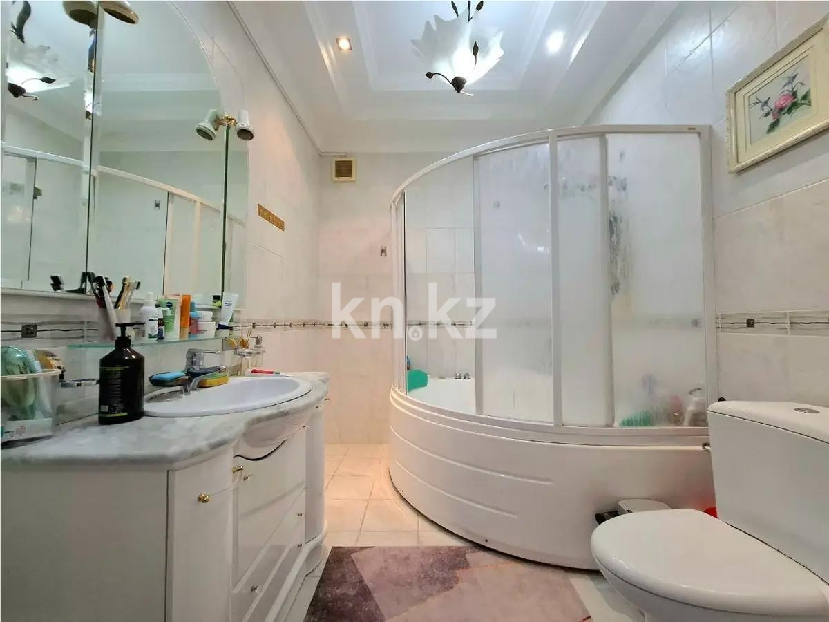 Продажа 3-комнатной квартиры, 142.3 м², ул. Иманова, дом  18/2 в Астане - фото 6
