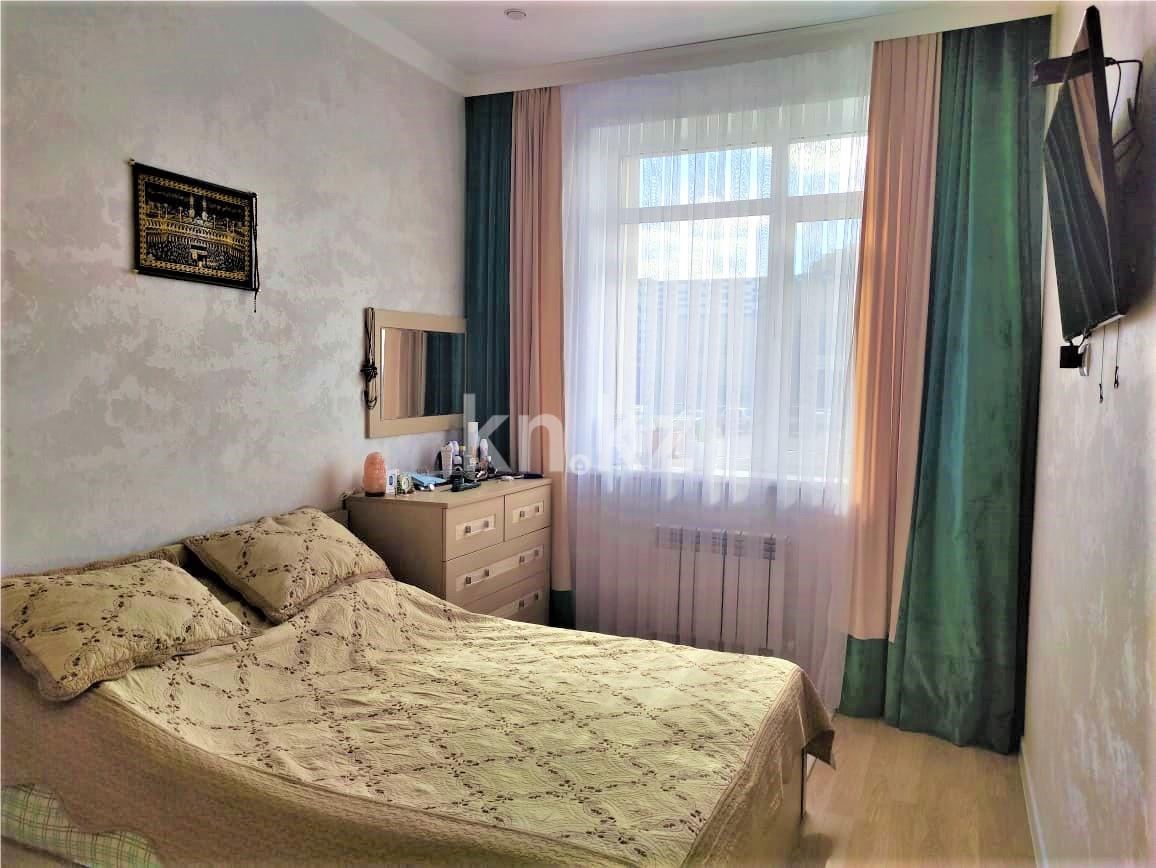 Продажа 3-комнатной квартиры, 75 м², ул. Муканова, дом  41/25 в Караганде - фото 4