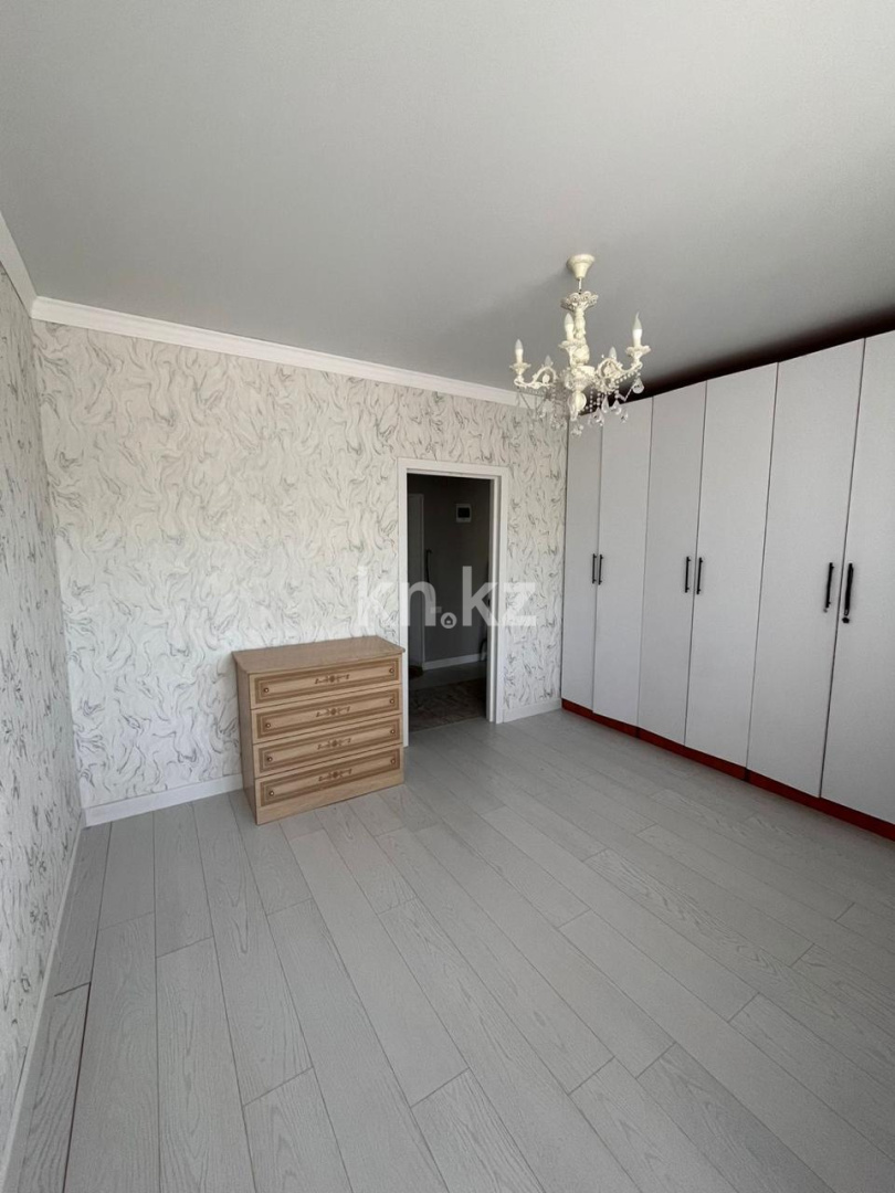 Продажа 2-комнатной квартиры, 72 м² в Уральске - фото 8