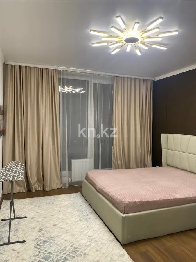 Продажа 3-комнатной квартиры, 67 м², ул. Толе би, дом  285/8 в Алматы - фото 3