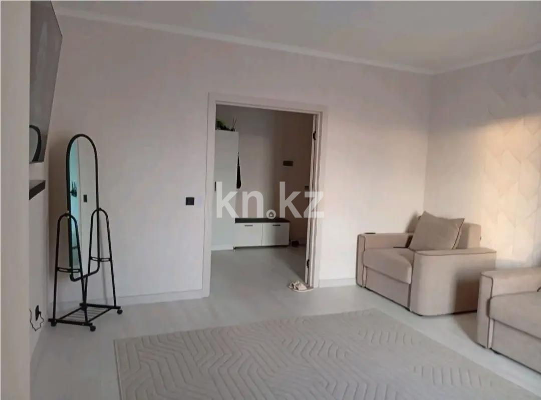 Продажа 2-комнатной квартиры, 61.5 м², ул. Сауран, дом  3/1 в Астане