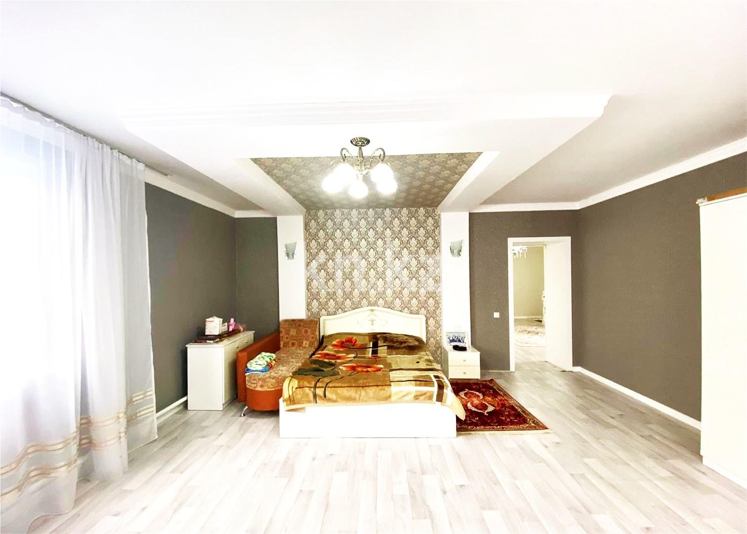 Продажа 5-комнатного дома, 220 м² в Караганде - фото 13