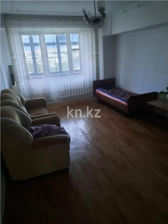 Продажа 3-комнатной квартиры, 76.4 м², мкр-н Аксай-3б, дом  32 в Алматы - фото 2