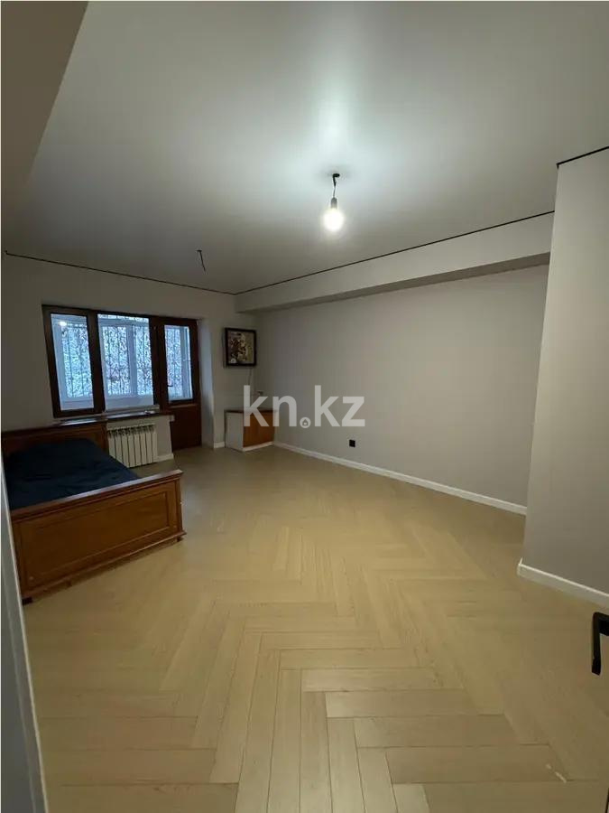 Продажа 3-комнатной квартиры, 80 м², ул. Габдуллина, дом  9 в Алматы - фото 2