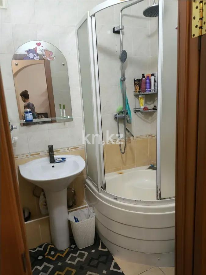 Продажа 2-комнатной квартиры, 54 м², пр. Абылай хана, дом  6/1 в Астане - фото 4