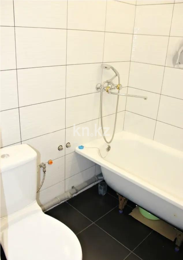Продажа 3-комнатной квартиры, 64 м² в Алматы - фото 2