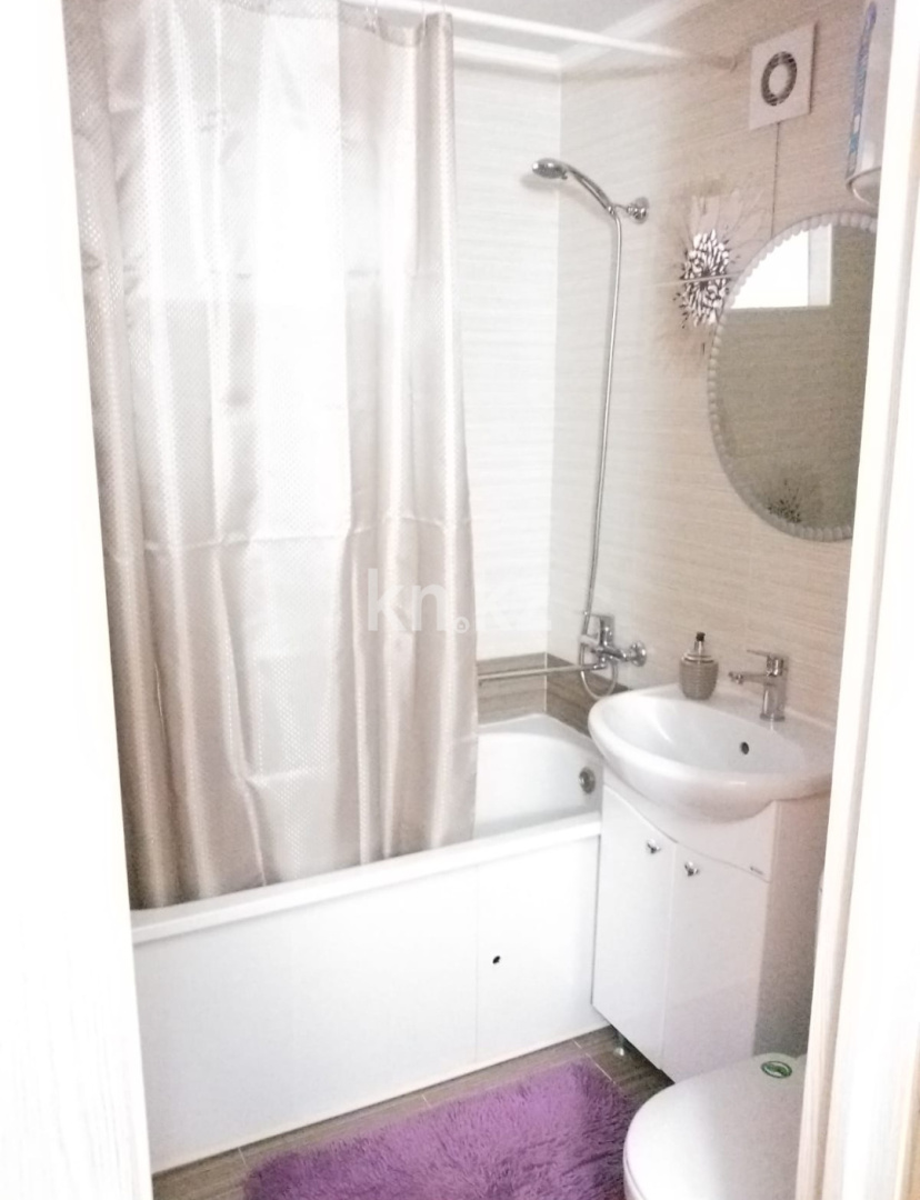 Аренда 2-комнатной квартиры посуточно, 50 м², пр. Бухар-жырау, дом  60 в Караганде - фото 4