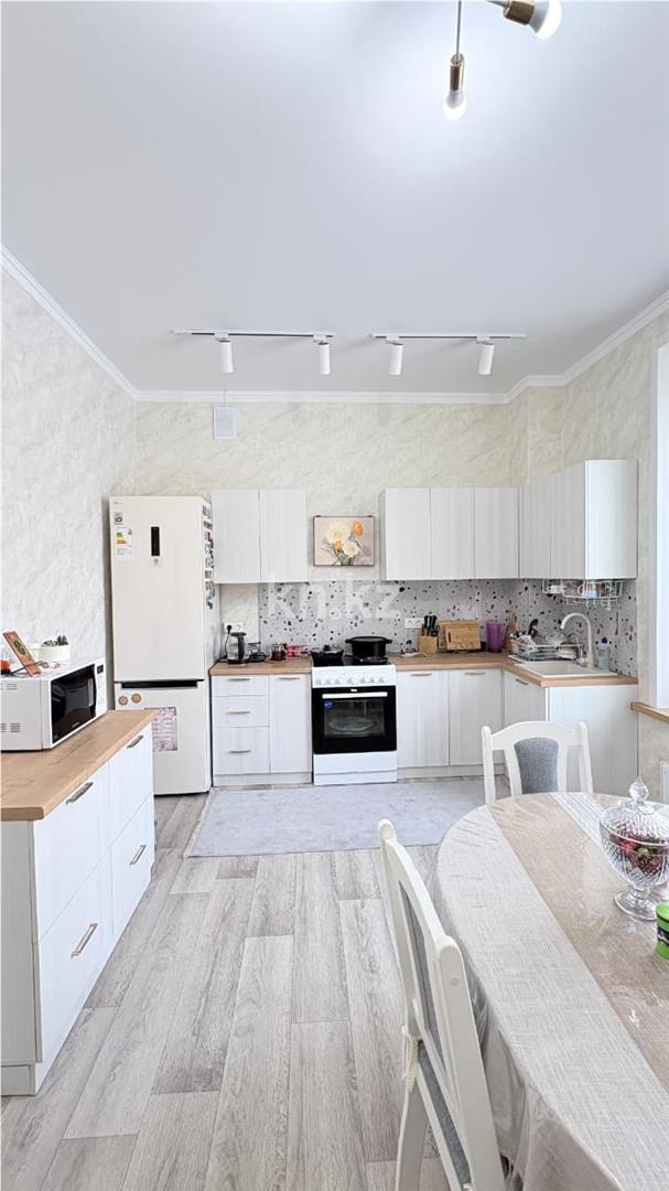 Продажа 3-комнатной квартиры, 90 м² в Астане