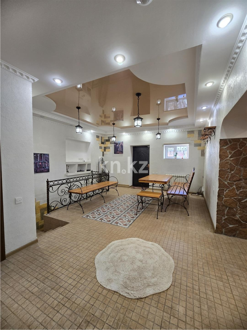 Продажа 6-комнатного дома, 274 м² в Караганде - фото 33