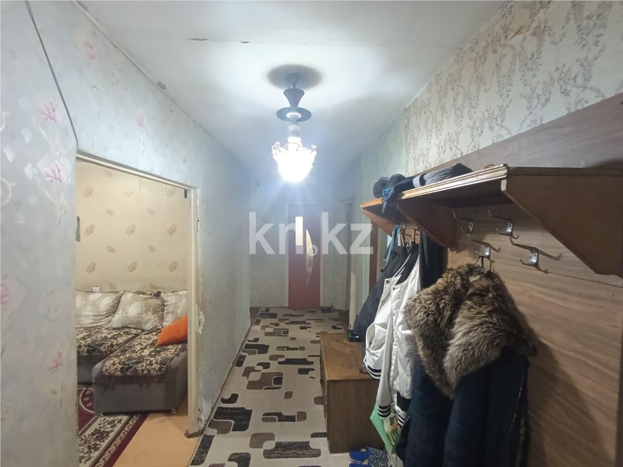 Продажа 4-комнатной квартиры, 74 м² в Караганде