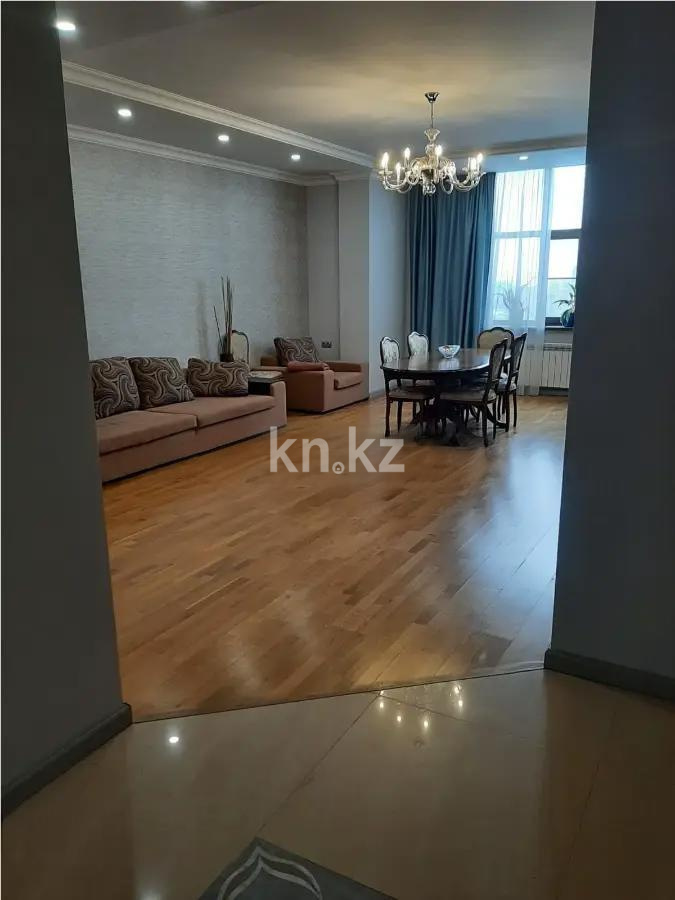 Продажа 4-комнатной квартиры, 162 м², пр. Республики, дом  9/2 в Астане