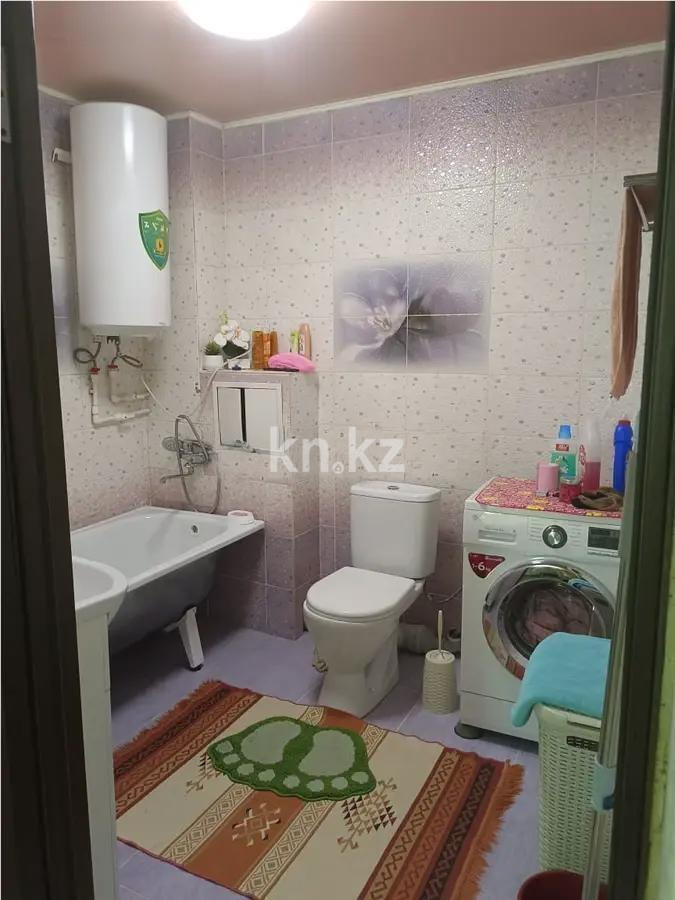 Продажа 2-комнатной квартиры, 44 м², мкр-н 19, дом  51 в Караганде - фото 4