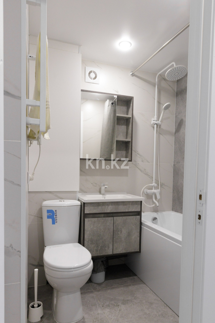 Аренда 1-комнатной квартиры посуточно, 35 м², ул. Казахстан, дом  72 в Усть-Каменогорске - фото 9