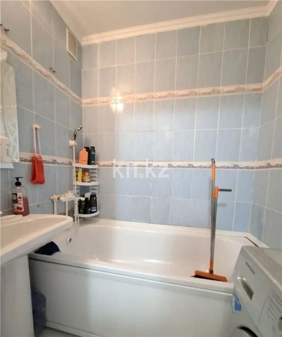 Продажа 3-комнатной квартиры, 68 м² в Караганде - фото 16