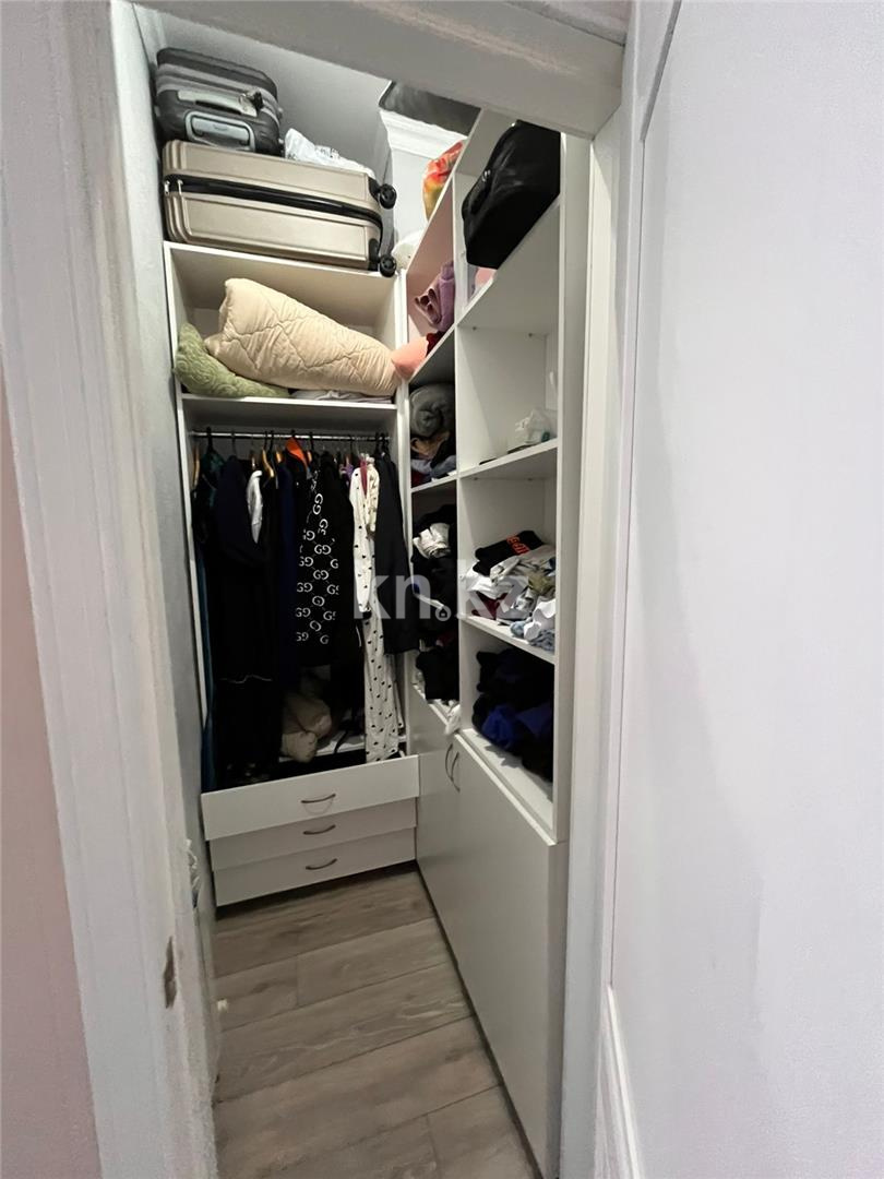 Продажа 2-комнатной квартиры, 65 м², ул. Муканова в Караганде - фото 8