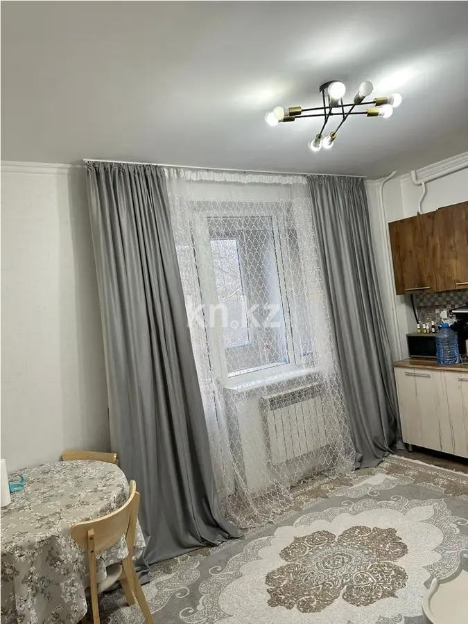 Продажа 1-комнатной квартиры, 45 м², мкр-н Мамыр-4, дом  301 в Алматы - фото 2