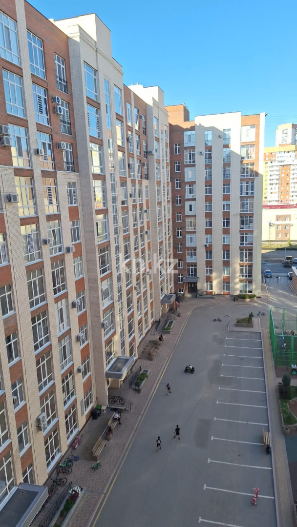 Продажа 3-комнатной квартиры, 80 м², ул. Ашимова, дом  21 в Караганде - фото 11