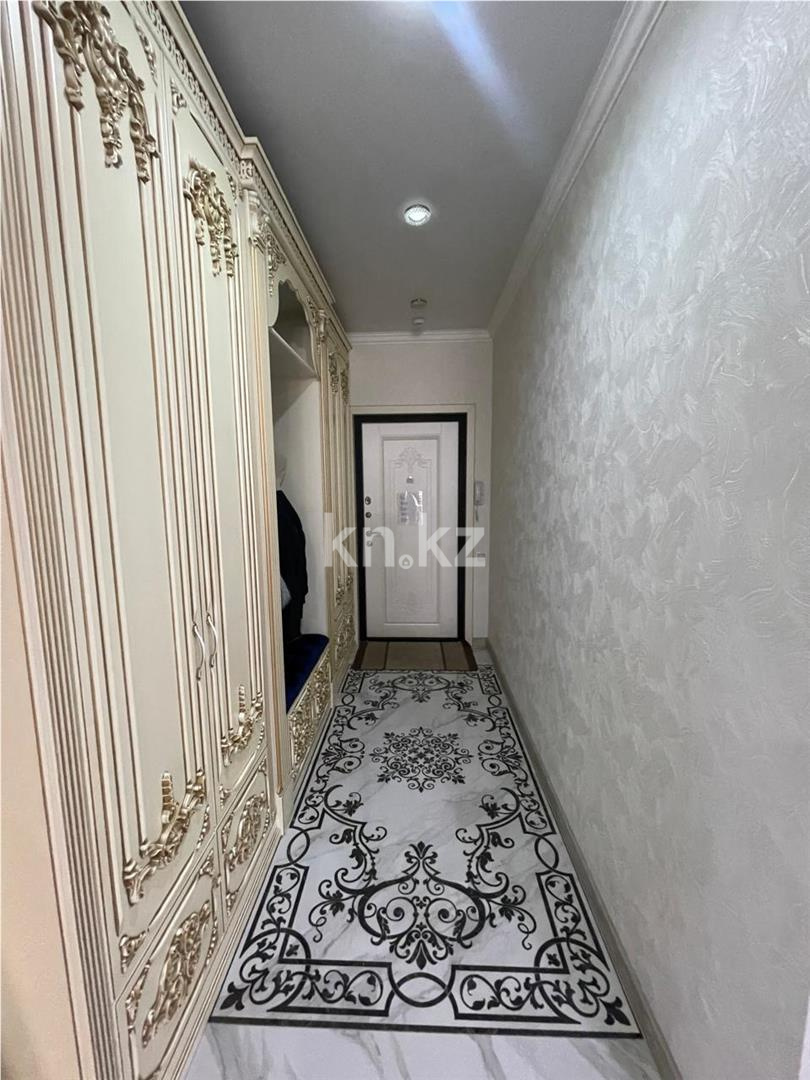 Продажа 3-комнатной квартиры, 107 м², пр. Республики в Караганде - фото 19