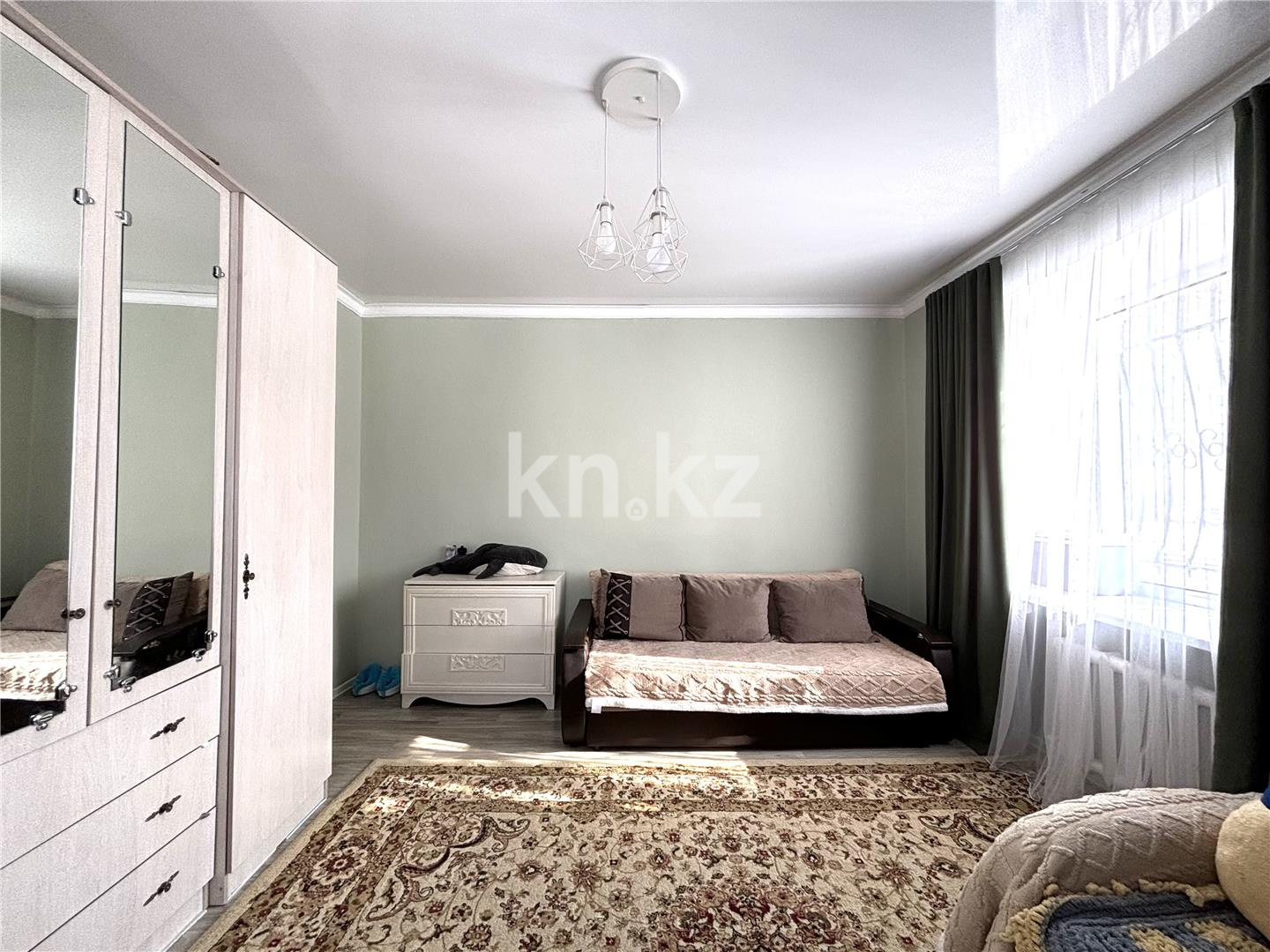 Продажа 3-комнатной квартиры, 77 м², ул. Абая в Караганде - фото 5