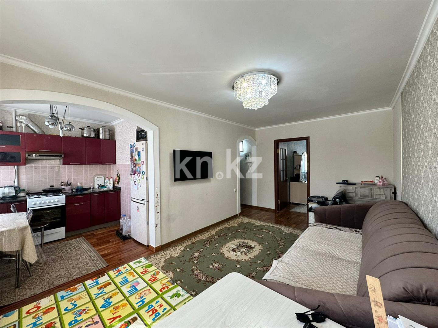 Продажа 2-комнатной квартиры, 47 м², пр. Республики в Караганде - фото 2