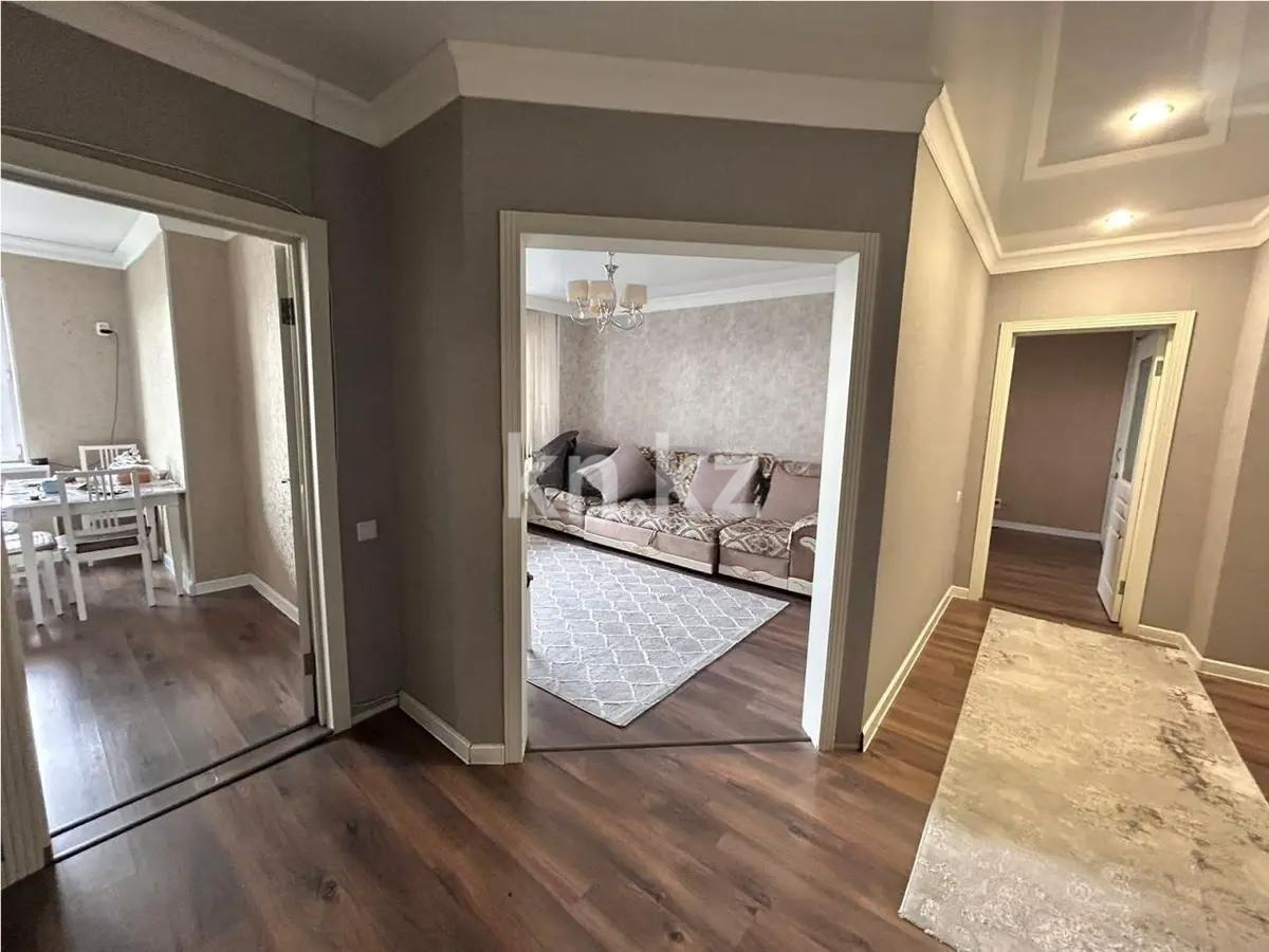 Продажа 2-комнатной квартиры, 64 м², пр. Шахтеров, дом  60 в Караганде - фото 7