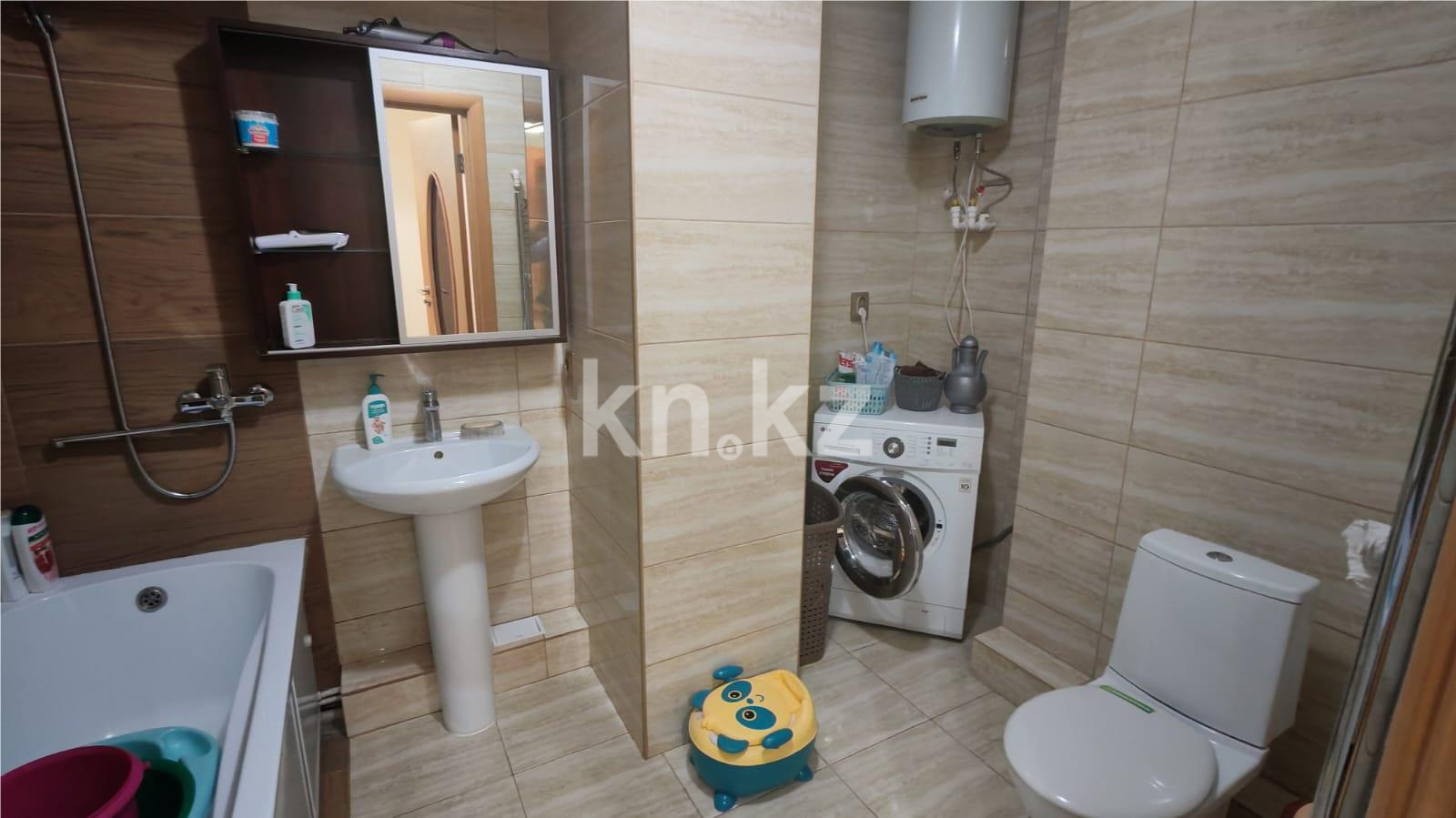 Продажа 3-комнатной квартиры, 96 м² в Караганде - фото 17