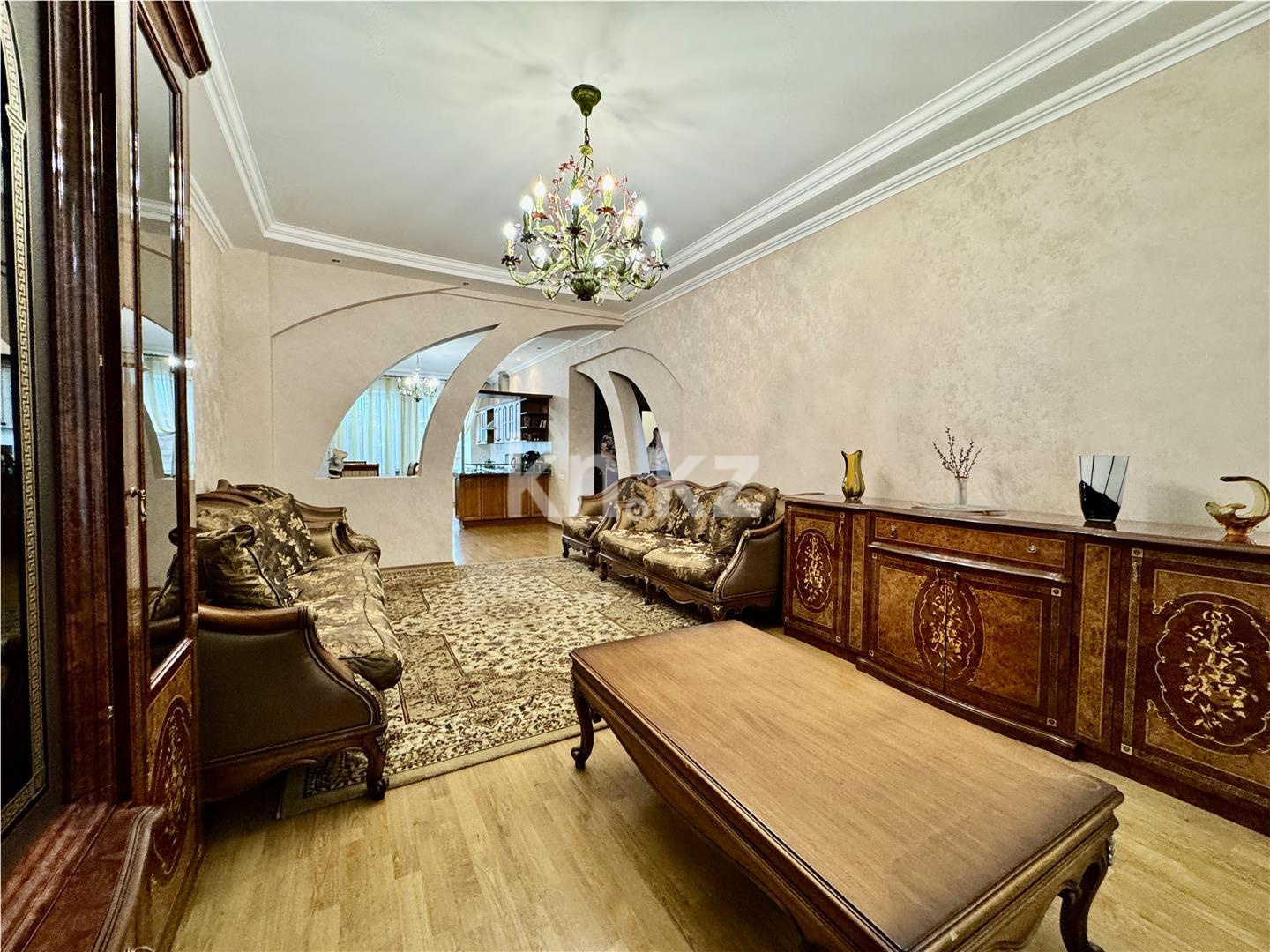 Продажа 7-комнатного дома, 258.2 м², ул. Степана Разина, дом  41 в Караганде - фото 2