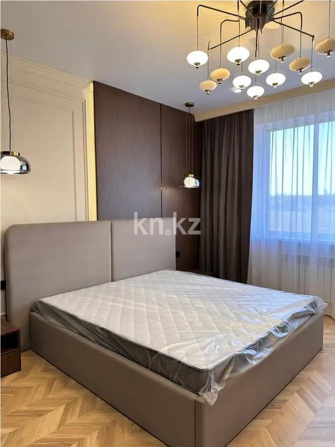 Продажа 4-комнатной квартиры, 100 м², ул. Халиуллина, дом  140/5 в Алматы - фото 2