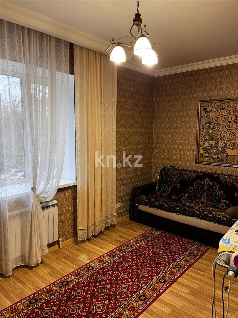 Продажа 3-комнатной квартиры, 90 м², ул. Ермекова в Караганде - фото 10