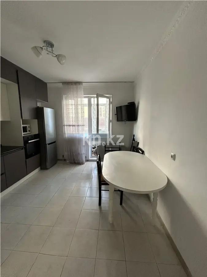 Продажа 2-комнатной квартиры, 70 м², ул. Косшыгулулы, дом  23 в Астане - фото 3