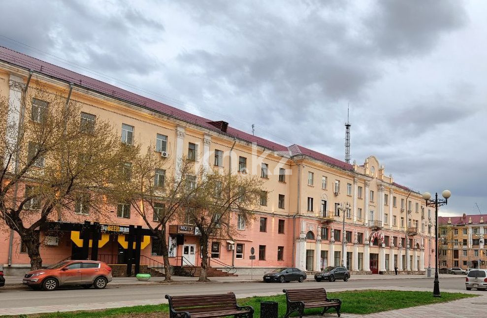 Продажа 2-комнатной квартиры, 54.1 м², пр. Назарбаева, дом  66 в Усть-Каменогорске - фото 12