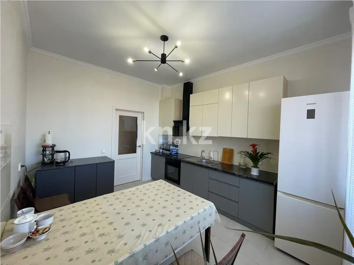 Продажа 3-комнатной квартиры, 97 м², ул. Жилой район 1, дом  11 в Караганде - фото 8