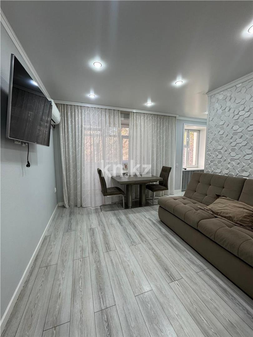 Продажа 3-комнатной квартиры, 59 м², ул. Воинов-Интернационалистов в Караганде