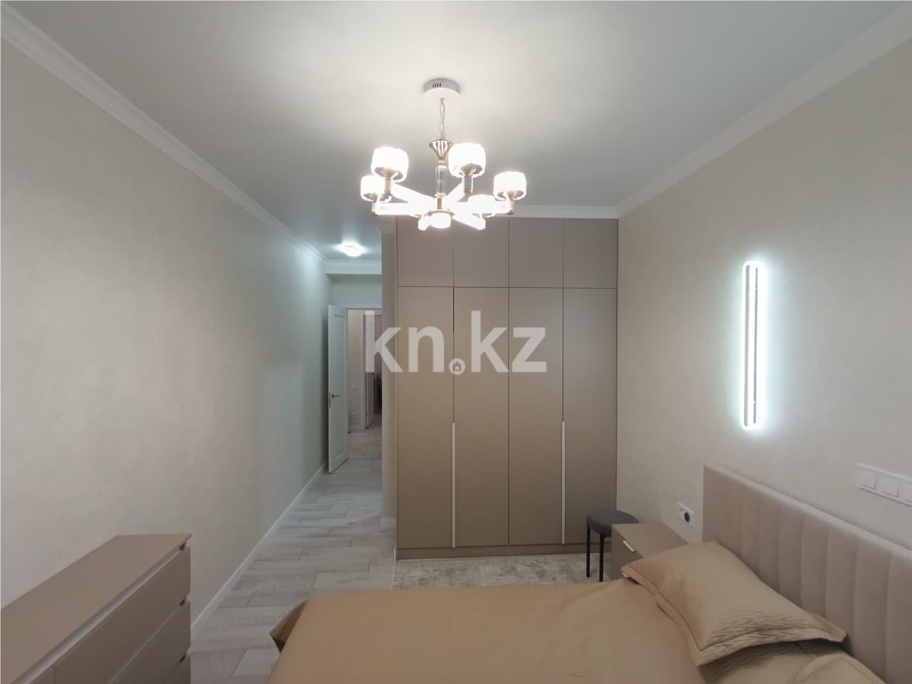 Продажа 3-комнатной квартиры, 71 м², ул. Муканова, дом  78 в Караганде - фото 4
