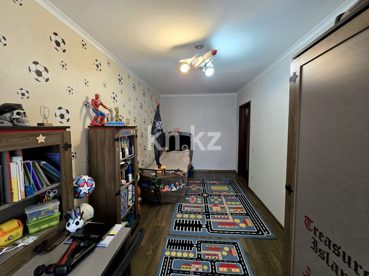 Продажа 4-комнатной квартиры, 80 м², ул. Жандосова в Алматы - фото 16