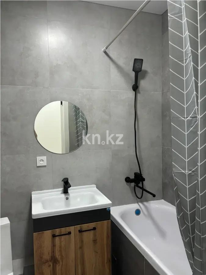 Продажа 1-комнатной квартиры, 35 м², ул. Толе би, дом  285/8 в Алматы - фото 3