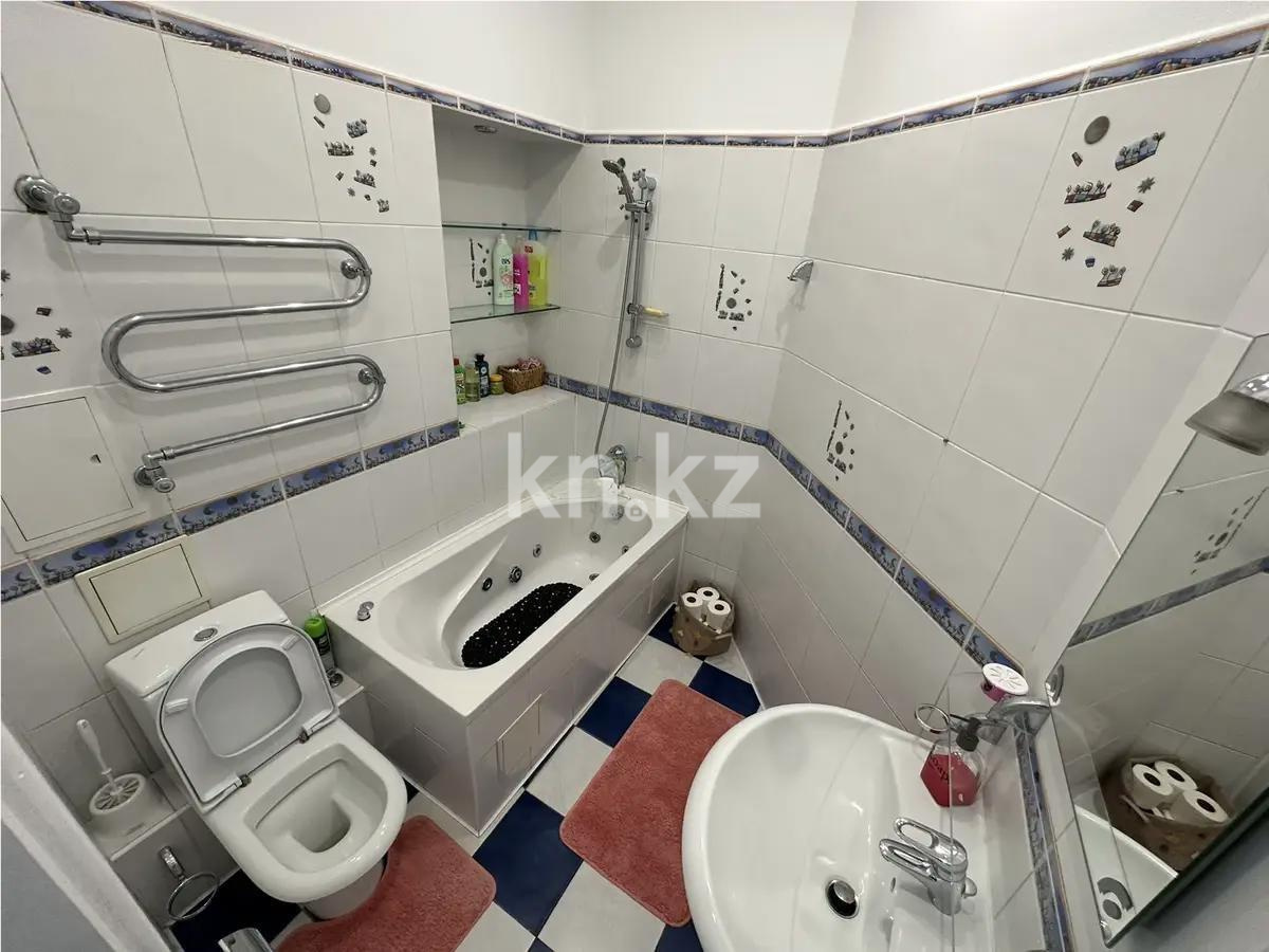 Продажа 4-комнатной квартиры, 350 м², мкр-н Самал-2, дом  63 в Алматы - фото 6