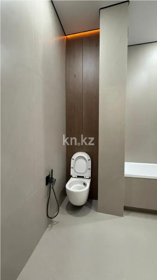 Продажа 3-комнатной квартиры, 71.2 м², ул. Хусейна бен Талала, дом  30 в Астане - фото 6