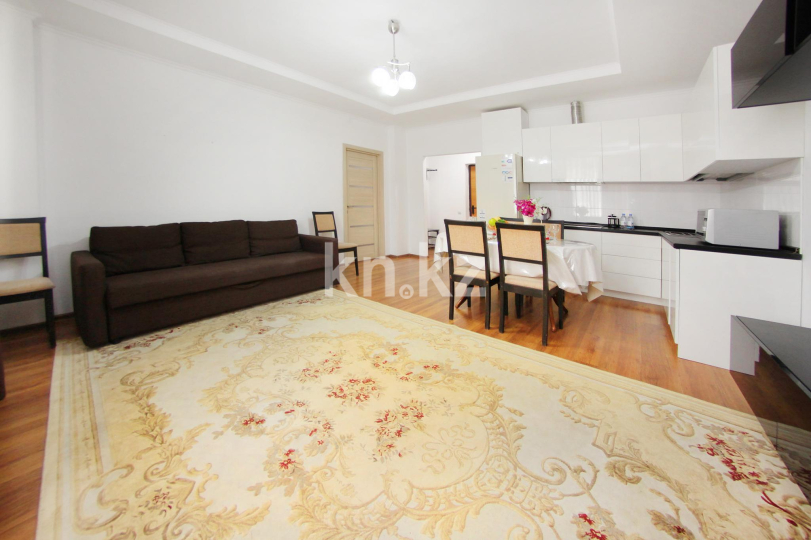 Аренда 2-комнатной квартиры посуточно, 48 м², Каблукова, дом  38г - ул. Торайгырова в Алматы - фото 16