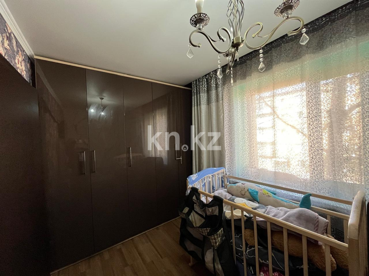 Продажа 3-комнатной квартиры, 54 м², мкр-н 14 в Караганде - фото 8