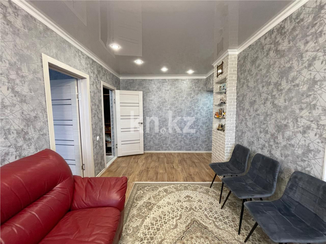 Продажа 4-комнатной квартиры, 81 м², мкр-н Степной-4 в Караганде - фото 4