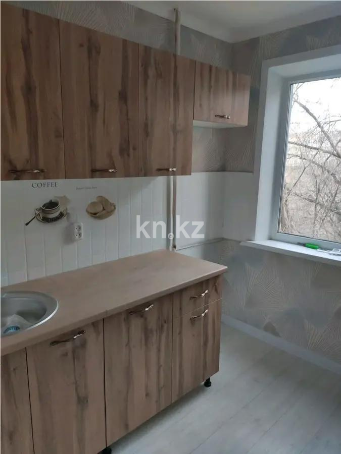 Продажа 3-комнатной квартиры, 48 м², ул. Муканова, дом  24 в Караганде - фото 3