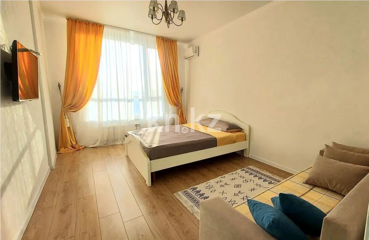 Продажа 1-комнатной квартиры, 40 м² в Астане