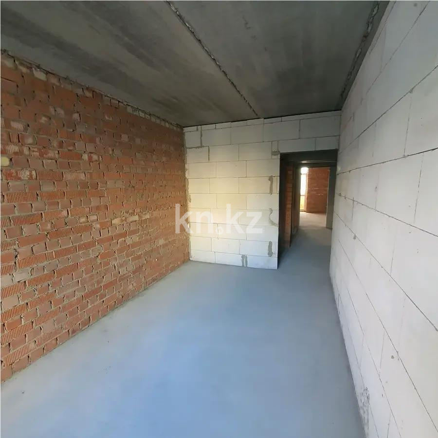 Продажа 1-комнатной квартиры, 40 м², ул. Тынышбайулы, дом  5 в Астане - фото 2